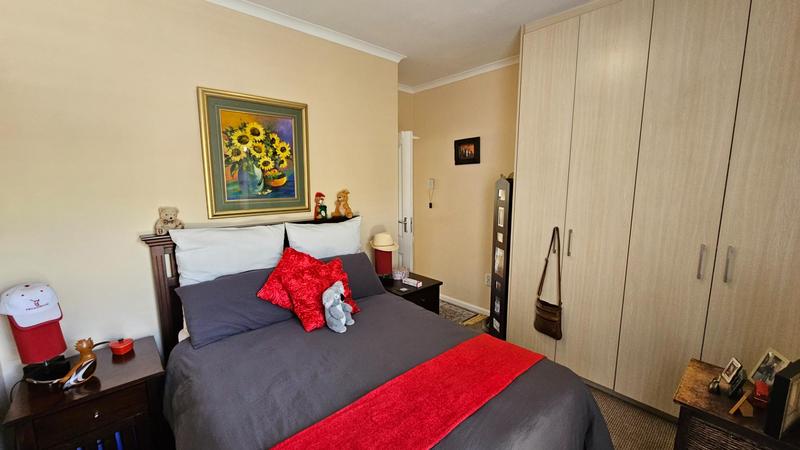 2 Bedroom Property for Sale in Velddrif Western Cape